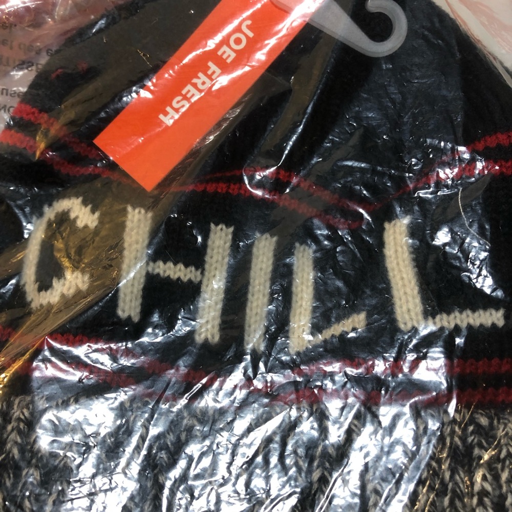 Last chance Boys L/XL NWT toques /beanie , Joe Fresh , Chill Out Rad to the Bone - Picture 4 of 7